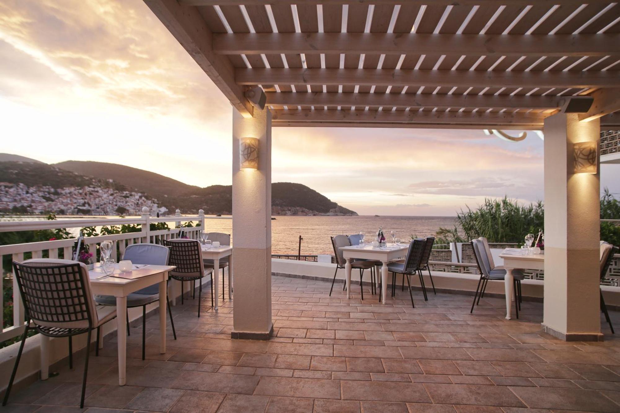 Skopelos Village Hotel Bagian luar foto